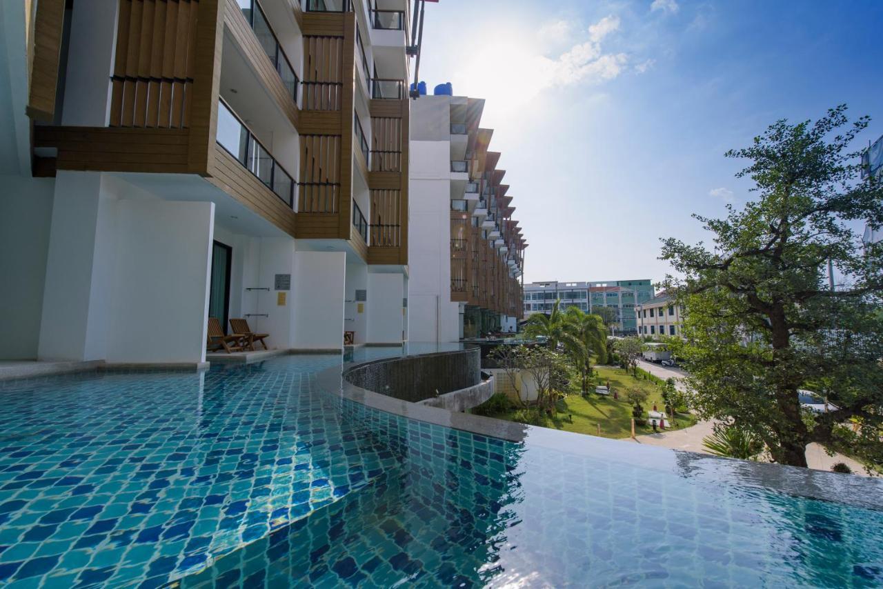 The Lunar Patong Phuket Dış mekan fotoğraf